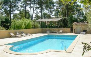 Beautiful home in Roussillon with Outdoor swimming pool, WiFi and 2 Bedrooms